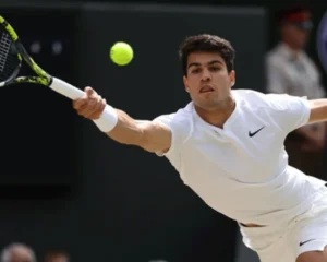 Alcaraz Menang Besar: Kembali ke Final Wimbledon dengan Mengalahkan Medvedev!